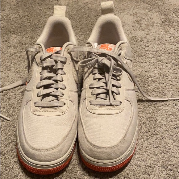 Men’s size 11 Air Force 1s Men’s size 11 Air Force 1s